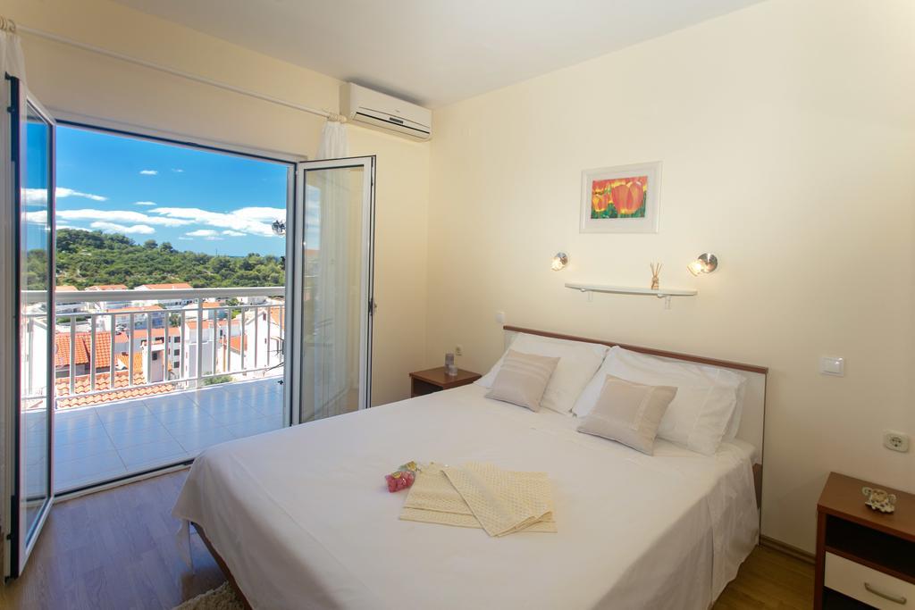 Vucic Apartments Hvar Town Extérieur photo
