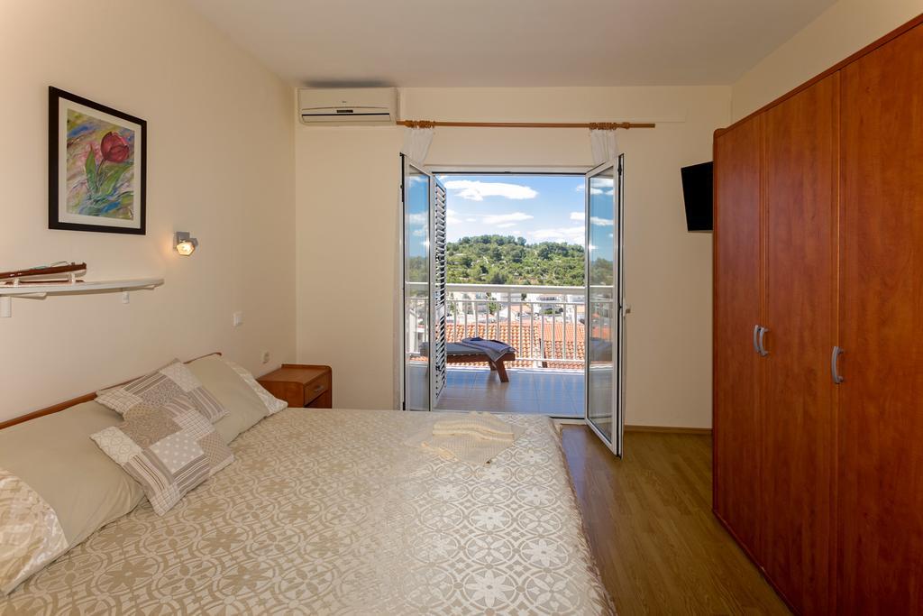 Vucic Apartments Hvar Town Extérieur photo